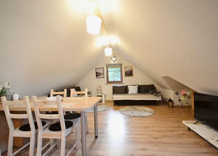 Golden Mountain Apartment